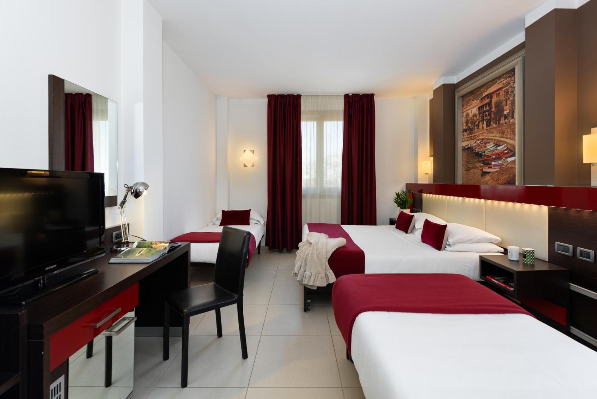 Kairos Garda Hotel Castelnuovo del Garda Eksteriør bilde